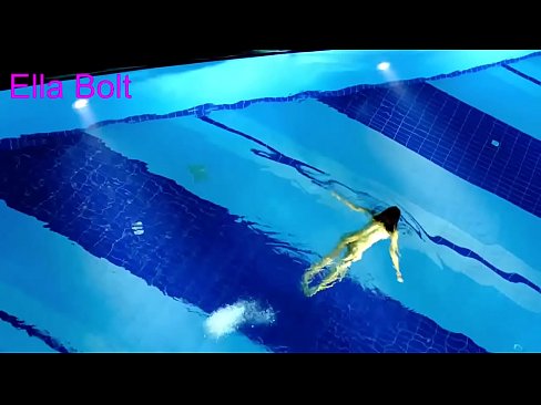 ❤️ Abdi teu tiasa ngeureunkeun nonton, pirang ngora bray ngojay buligir di ELLA bolt Resort kolam renang ☑ porno dina pornosu.fotonovelasxxx.ru ❤